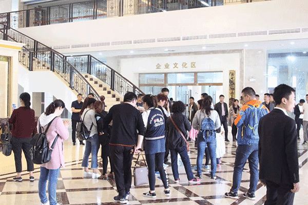 2018中至信橱衣柜4.22厂购会完美落幕！